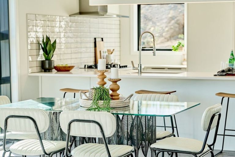 Photo of property in 69 Holystone Road, Whitby, Porirua, 5024