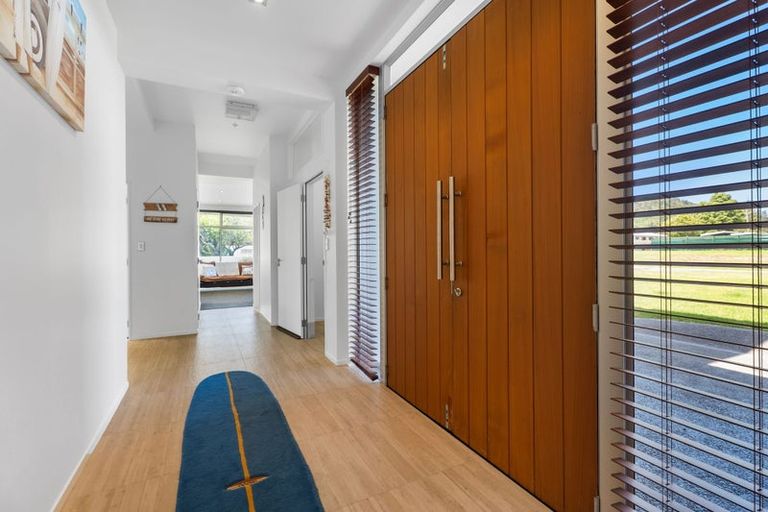 Photo of property in 401 Harbour View Road, Whangamata, 3620