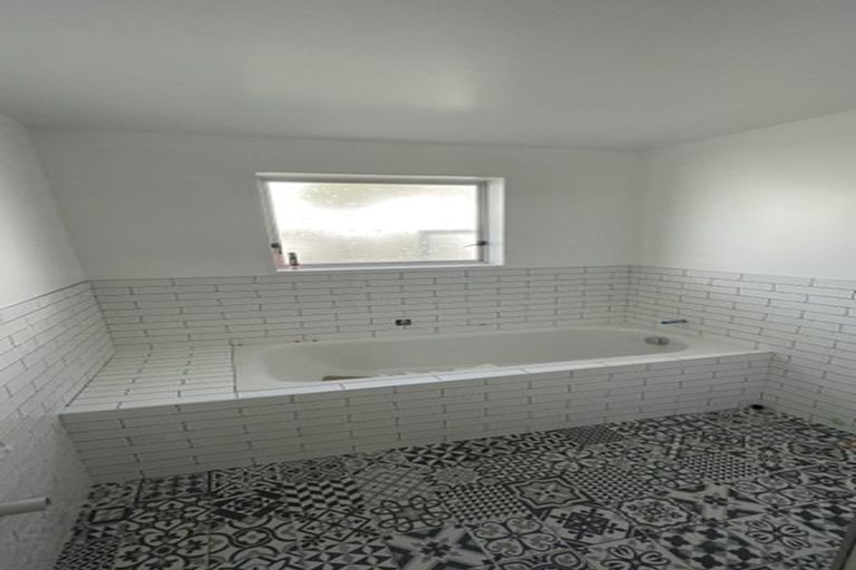 Photo of property in 1/35 Inglis Street, Seatoun, Wellington, 6022