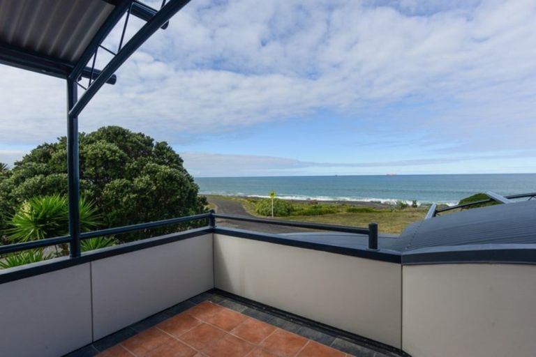Photo of property in 255 Whirinaki Road, Eskdale, Napier, 4182