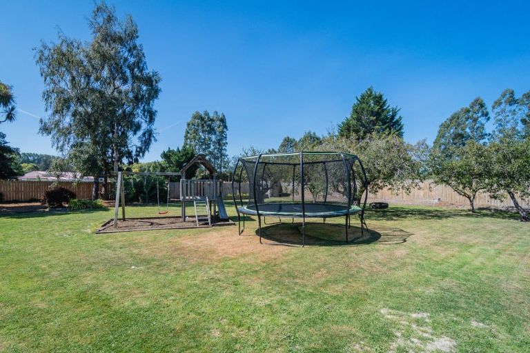 Photo of property in 11 Bath Street, Pareora West, Timaru, 7972