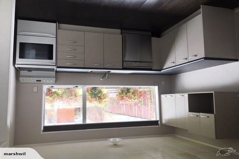 Photo of property in 35 Brightwater Crescent, Totara Park, Upper Hutt, 5018