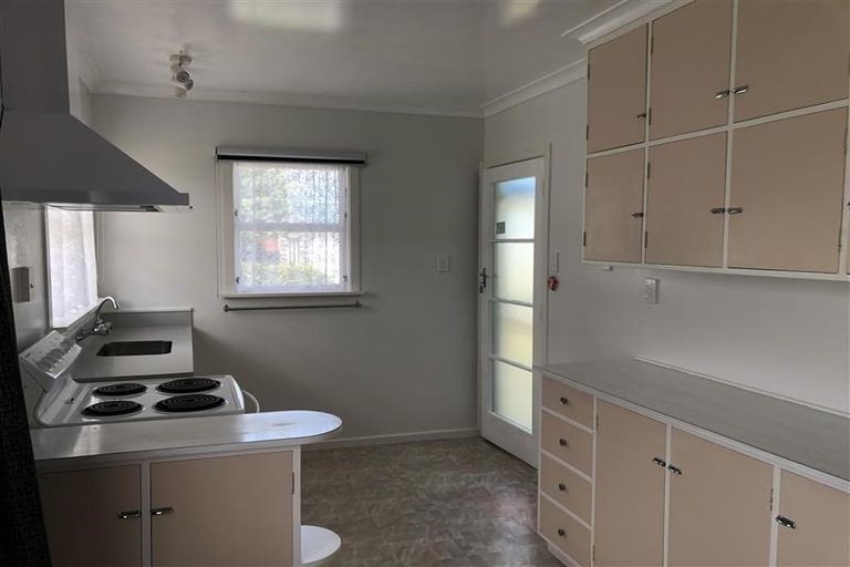 Photo of property in 53 Bath Street, Levin, 5510