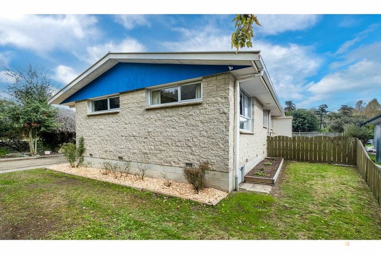 Photo of property in 24 Paul Street, Waimate, 7924
