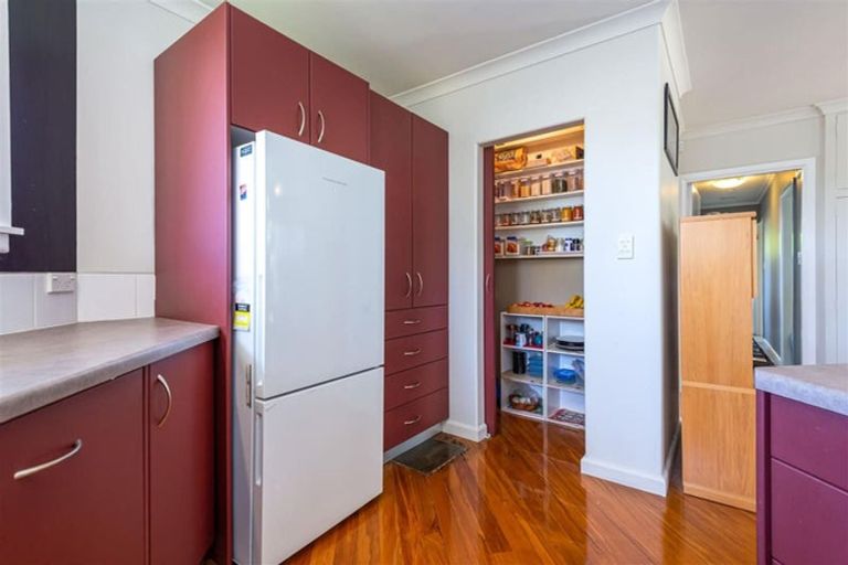 Photo of property in 30 Appleby Crescent, Burnside, Christchurch, 8053