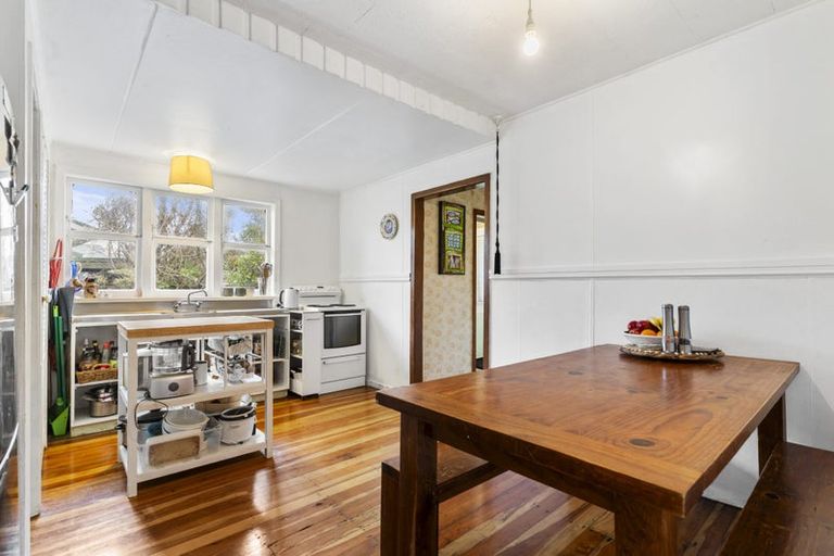 Photo of property in 1/15 Forest Hill Road, Henderson, Auckland, 0612