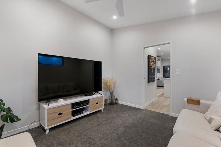 Photo of property in 64 Franks Way, Papamoa Beach, Papamoa, 3118