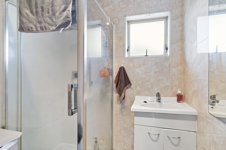 Photo of property in 42 Manston Road, Mangere, Auckland, 2022