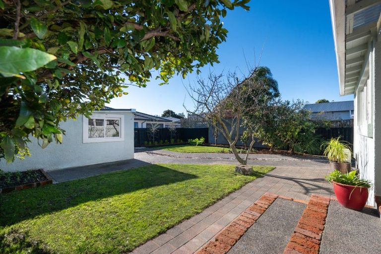 Photo of property in 9 Kinross White Street, Napier South, Napier, 4110