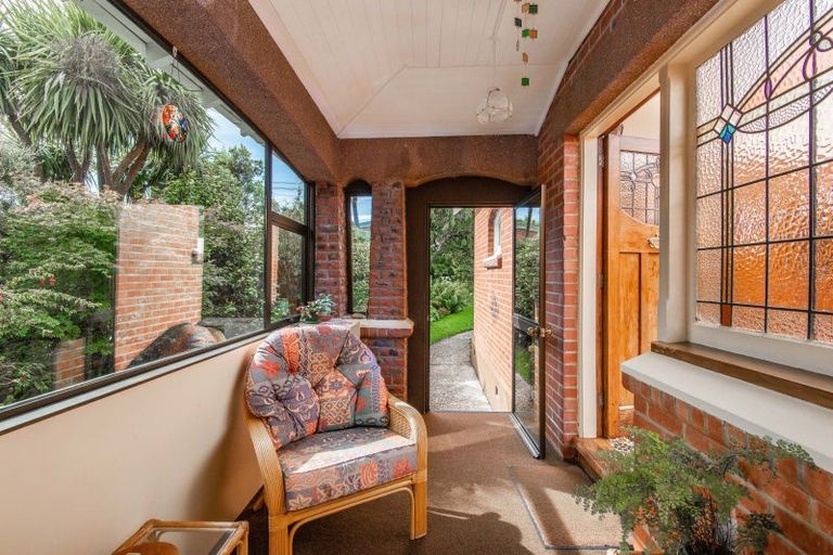 Photo of property in 6 Grandview Crescent, Opoho, Dunedin, 9010