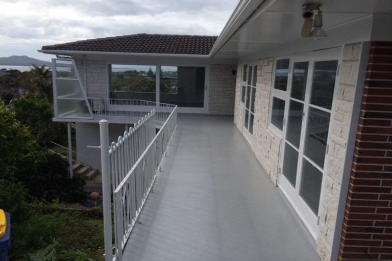 Photo of property in 9 Seaview Road, Castor Bay, Auckland, 0620