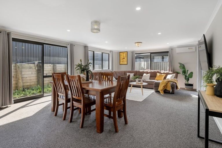 Photo of property in 14 Raynor Crescent, Pyes Pa, Tauranga, 3112