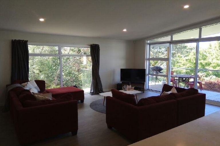 Photo of property in 15 Beacon Avenue, Campbells Bay, Auckland, 0630