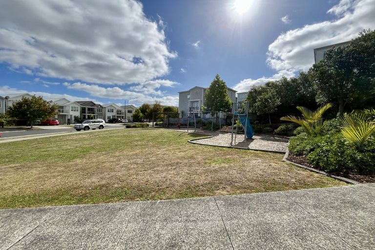 Photo of property in 3 Manawatere Way, Flat Bush, Auckland, 2019