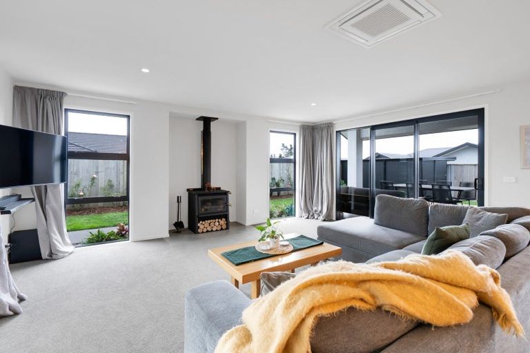 Photo of property in 7 Hodge Park Lane, Inglewood, 4330