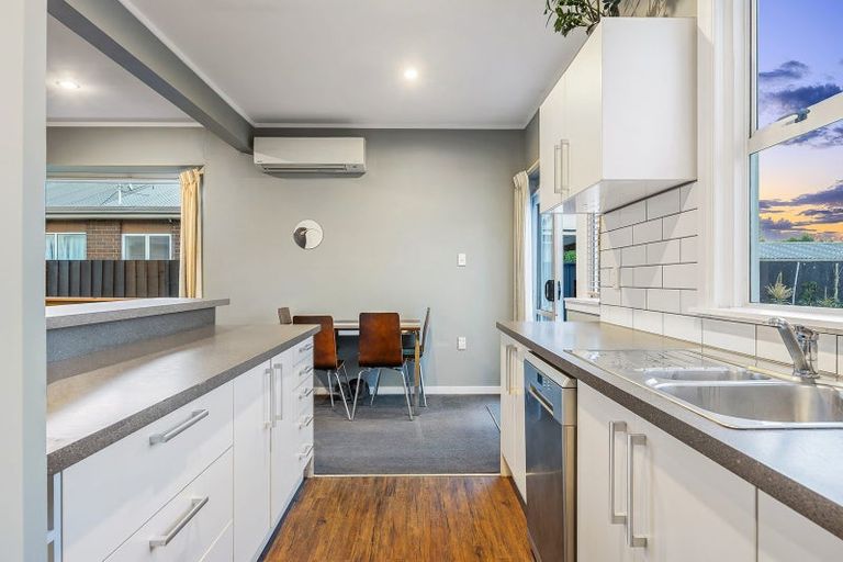 Photo of property in 25 Medway Street, Richmond, Christchurch, 8013