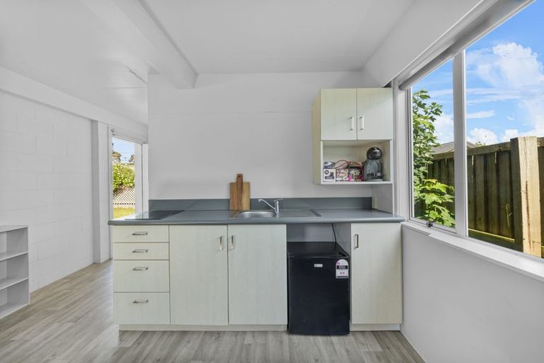 Photo of property in 5 Ruru Road, Linwood, Christchurch, 8062