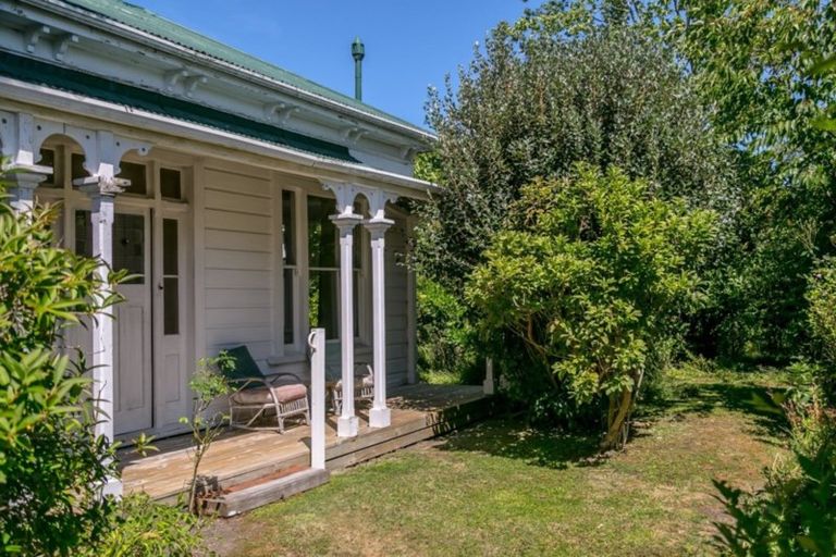 Photo of property in 119 Main Street, Greytown, 5712