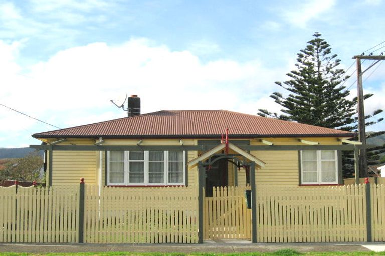 Photo of property in 8 Taita Drive, Boulcott, Lower Hutt, 5011