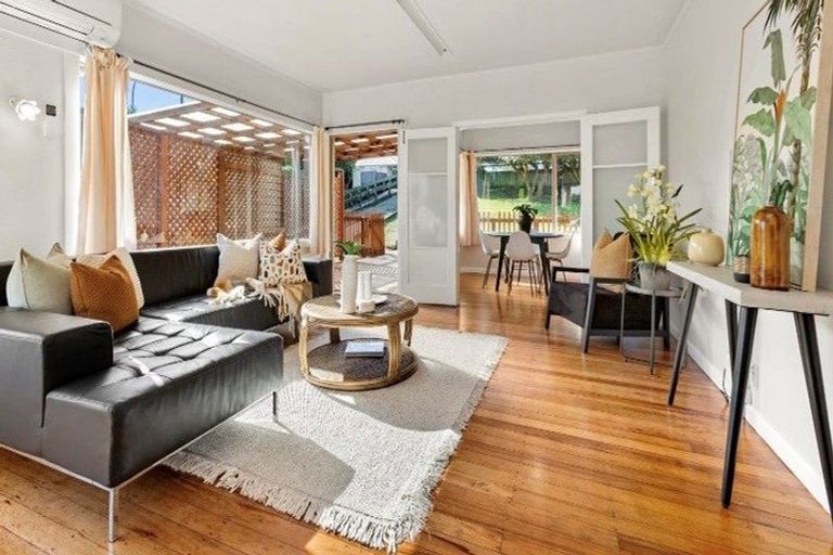 Photo of property in 110 Cambridge Road, Hillcrest, Hamilton, 3216