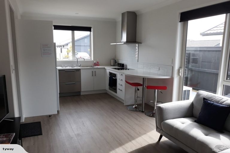 Photo of property in 61 Te Kio Crescent, Papamoa Beach, Papamoa, 3118