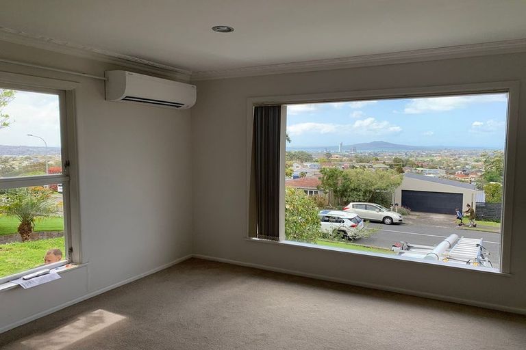 Photo of property in 8 Speedy Crescent, Hillcrest, Auckland, 0627