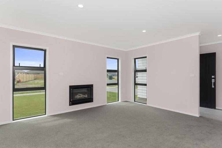 Photo of property in 6 Rotomanu Place, Pyes Pa, Tauranga, 3112