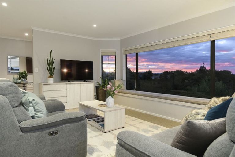 Photo of property in 53 Hallmark Rise, Bethlehem, Tauranga, 3110