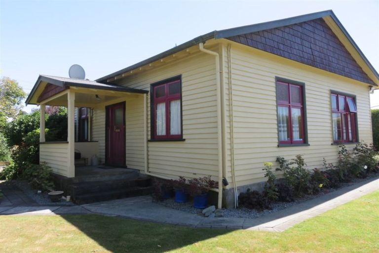 Photo of property in 10 Wright Street, Geraldine, 7930