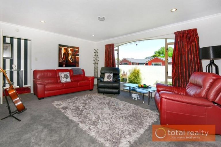 Photo of property in 2 Oakridge Street, Halswell, Christchurch, 8025