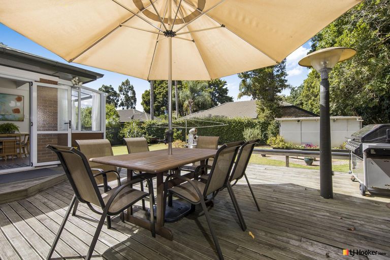 Photo of property in 342 Great South Road, Opaheke, Papakura, 2113