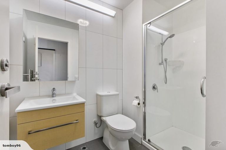 Photo of property in Twin Towers, 1003/17 Putney Way, Manukau, Auckland, 2104