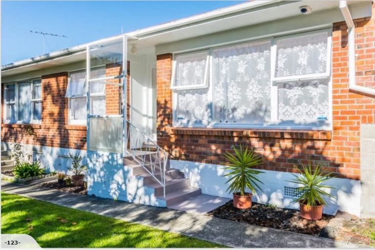 Photo of property in 4/49 Corunna Road, Milford, Auckland, 0620