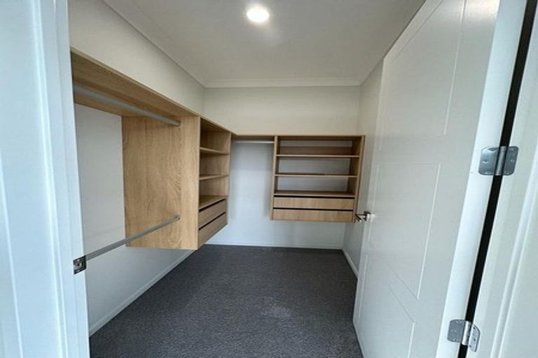 Photo of property in 27 Raymond Grace Avenue, Huapai, Kumeu, 0810