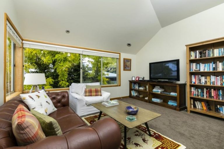 Photo of property in 34 Oxford Terrace, Devonport, Auckland, 0624