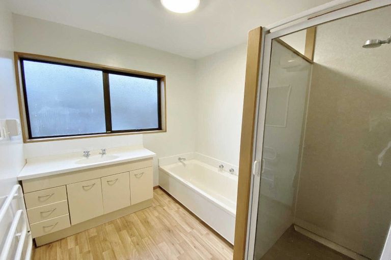 Photo of property in 2/4 Elvira Court, Bishopdale, Christchurch, 8053