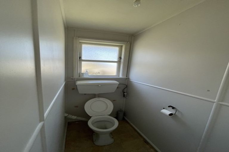 Photo of property in 12 Hillary Crescent, Upper Riccarton, Christchurch, 8041