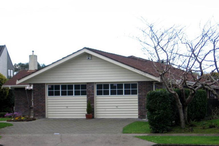 Photo of property in 20 Truscott Grove, Awapuni, Palmerston North, 4412