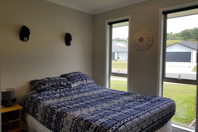 Photo of property in 4 Lakeside Terrace, Omokoroa, 3114