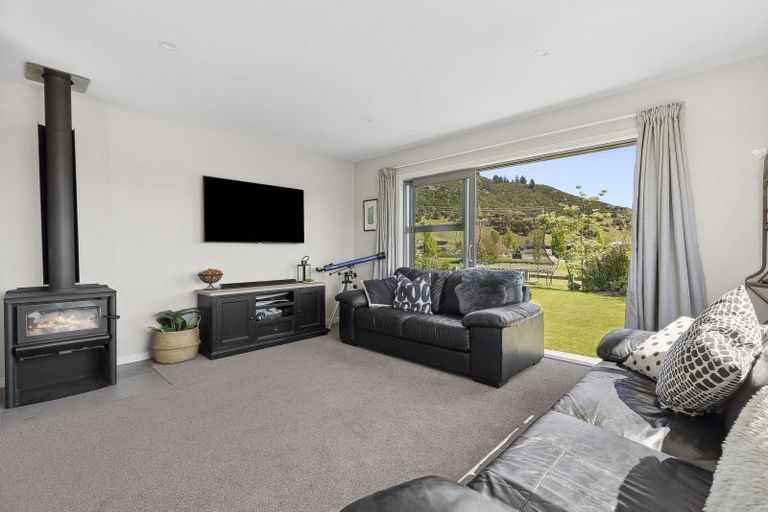 Photo of property in 62 Sherwin Avenue, Albert Town, Wanaka, 9305