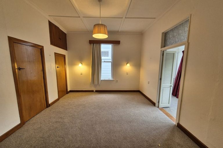 Photo of property in 7 Herald Terrace, Berhampore, Wellington, 6023