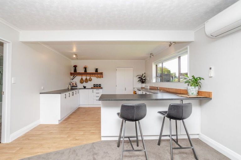 Photo of property in 1 Dawson Street, Dannevirke, 4930