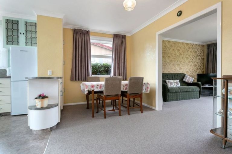 Photo of property in 6 Churchill Place, Cambridge, 3434