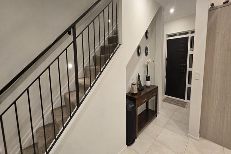 Photo of property in 58 Matairangi Avenue, Totara Heights, Auckland, 2105