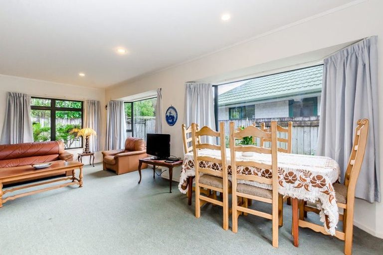 Photo of property in 37a Spackman Crescent, Paraparaumu, 5032