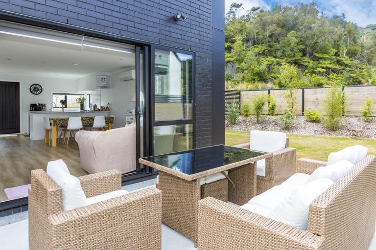 Photo of property in 1 Doug Jensen Street, Wallaceville, Upper Hutt, 5018