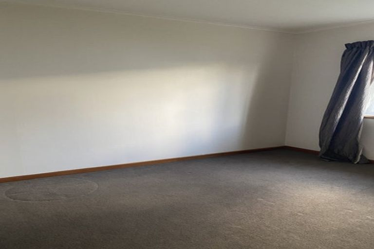 Photo of property in 1/15 Tane Street, New Lynn, Auckland, 0600