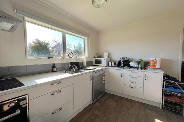 Photo of property in 15 Lewis Street, Glenview, Hamilton, 3206