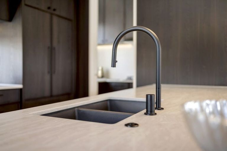 Photo of property in 202 Clovelly Road, Bucklands Beach, Auckland, 2012