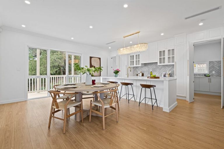 Photo of property in 38 Awanui Road, Red Beach, 0932